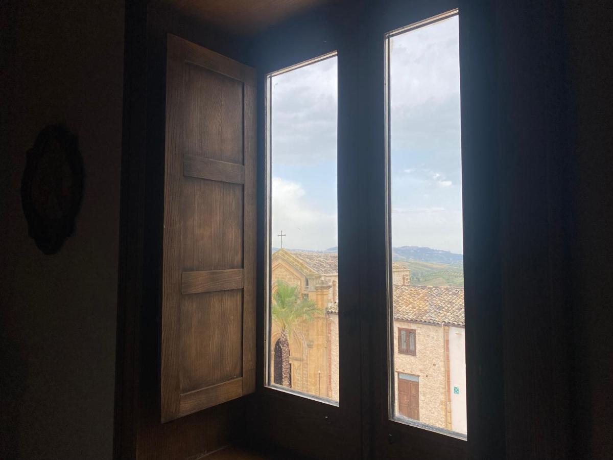 Castello Ducale Colonna Resort Ioppolo Giancaxio エクステリア 写真
