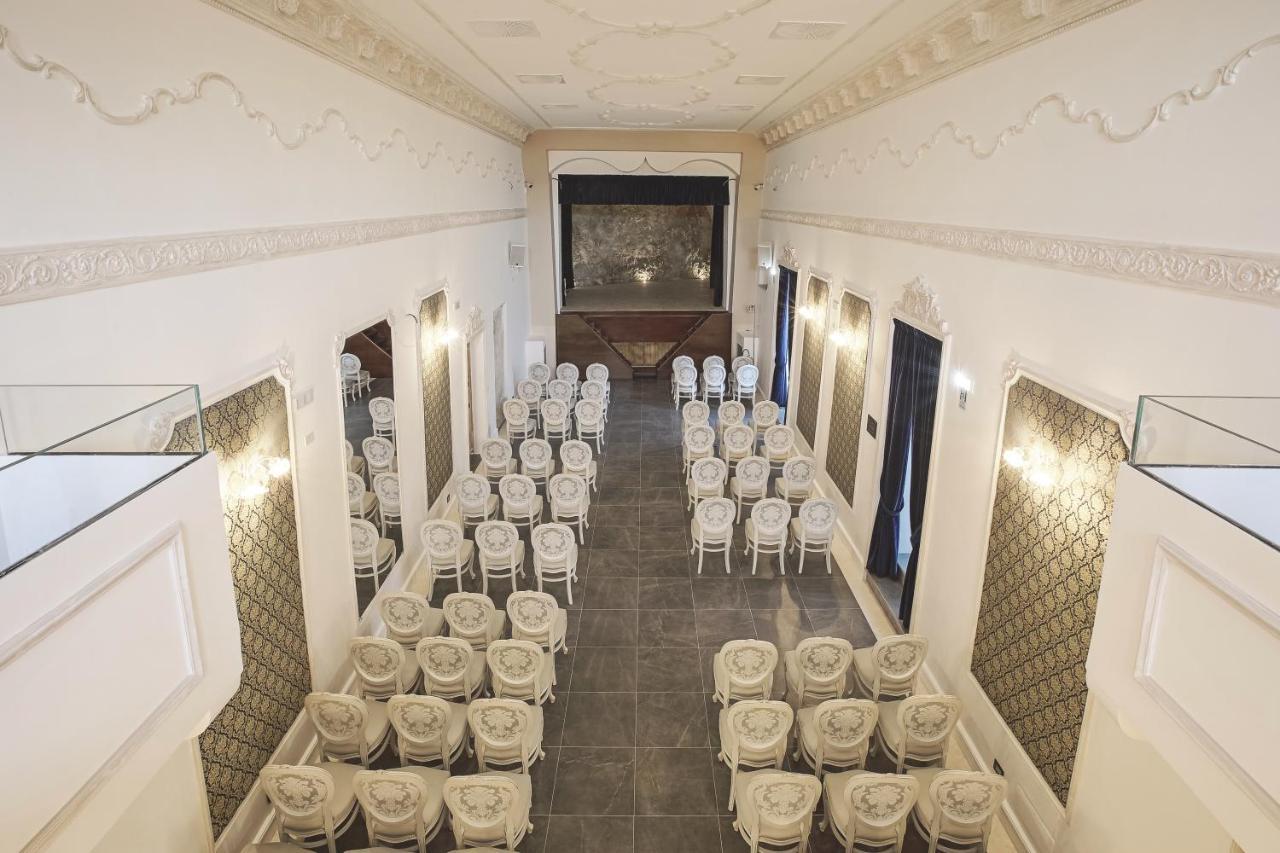 Castello Ducale Colonna Resort Ioppolo Giancaxio エクステリア 写真